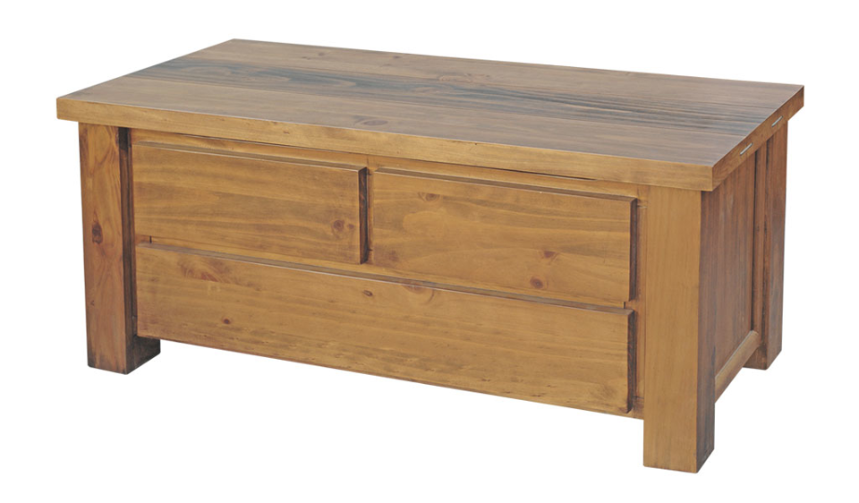 Delta Blanket Box