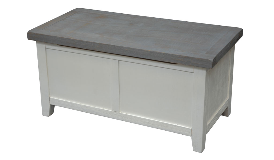 Sylvie Blanket Box